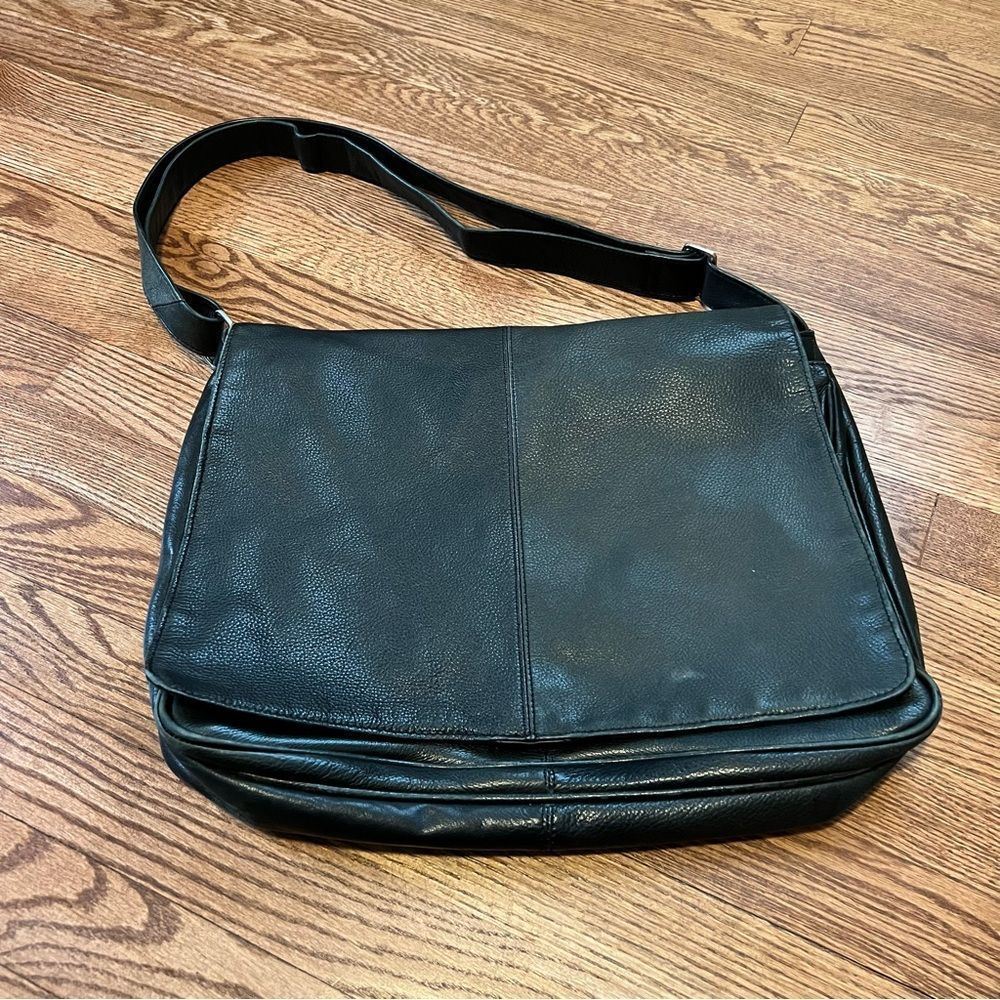 Osgoode Marley Genuine Pebbled Leather Laptop / Messenger Bag - Black